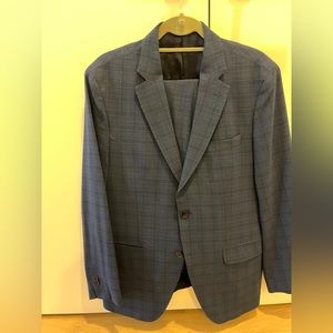 Massimo Dutti mens suit